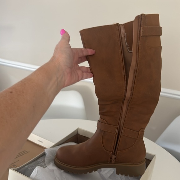 STYLE & COMPANY Womens Brown Cushioned Lug Sole Buckle Accent size 6M - Picture 4 of 7